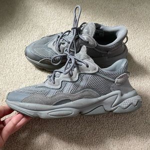 ADIDAS OZWEEGO SHOES 👟